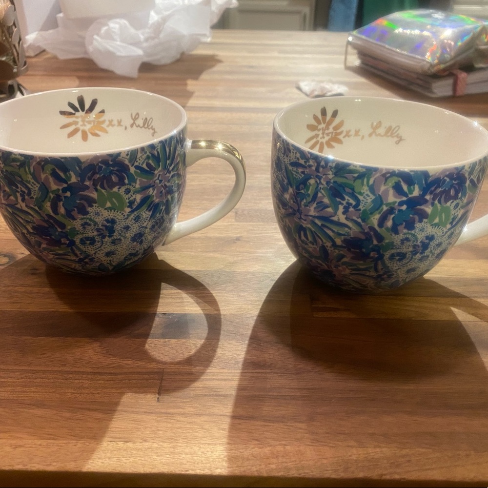 NIB Lilly Pulitzer, set of 2 ceramic mugs